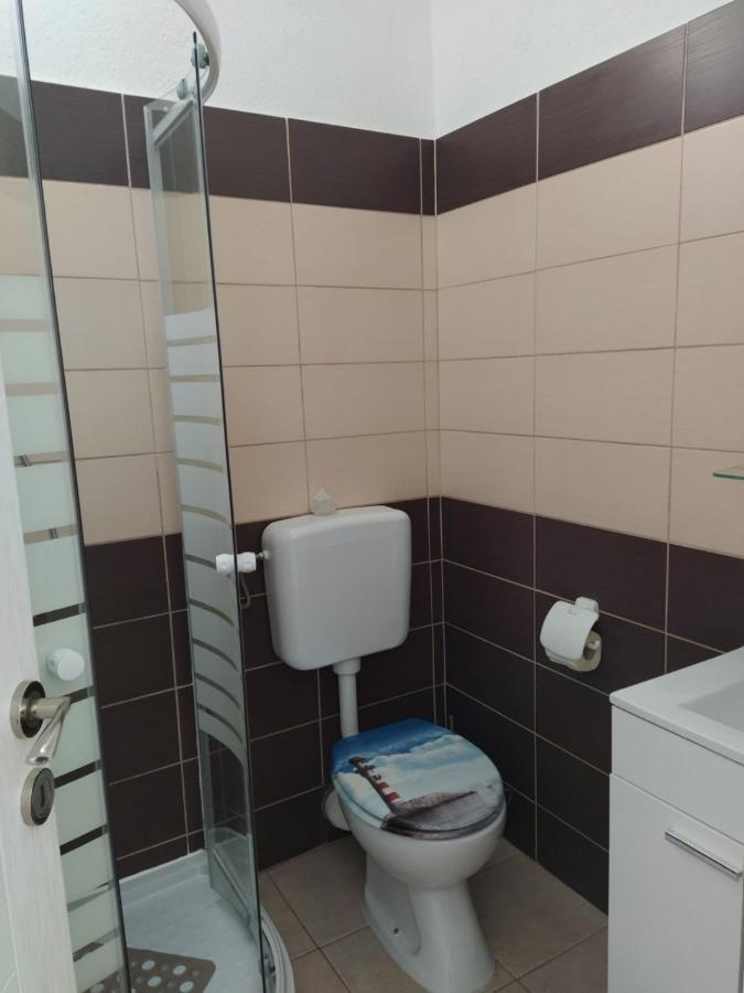 Apartmani Ruza Vir Exterior foto